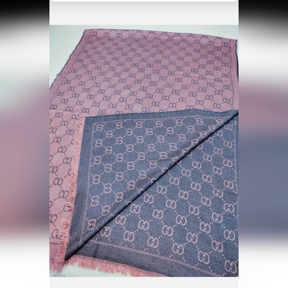 Gucci wool scarf - Picture 3 of 14